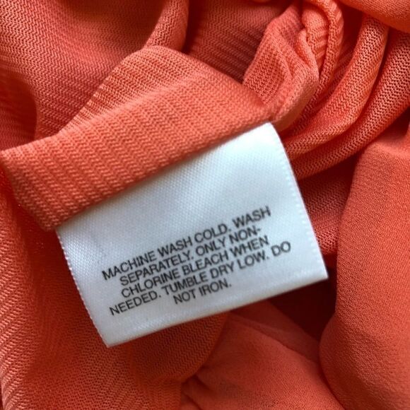 Covington size large petite ruffled bubble hem top - Picture 7 of 8